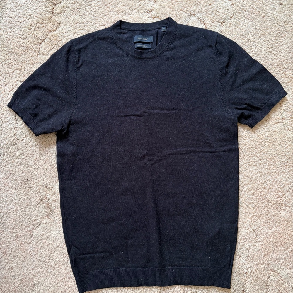 Men’s Small Porter & Ash black fitted Short Sleeve Tshirt